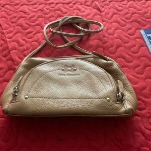 Stone Mountain Accessories Light Brown Crossbody Bag
